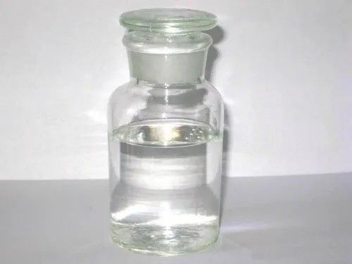 425 °C Temperatura de autoignición y peso molecular 131,39 G/mol C2HCl3